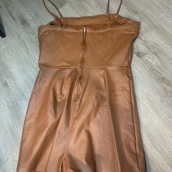 Altar'd State Tan Asymmetrical Wrap Mini Dress Size M 🦄 - Picture 3 of 4